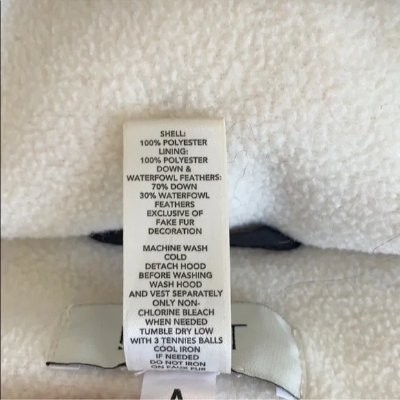 LOFT Black Puffer Vest with Faux Fur Trim - Picture 7 of 7